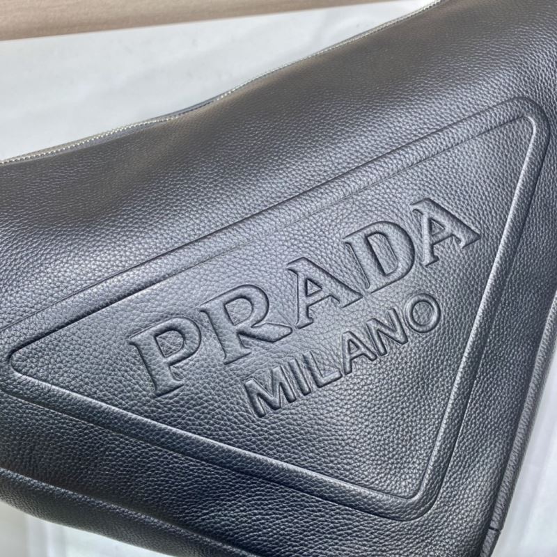 Pra*a triangle pouch